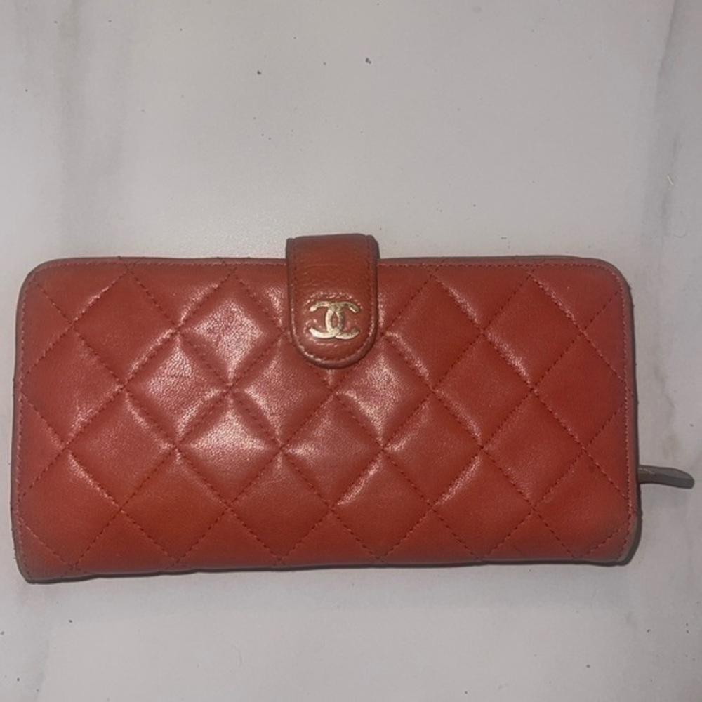 Vintage CHANEL CC Quilted Lambskin Long Wallet